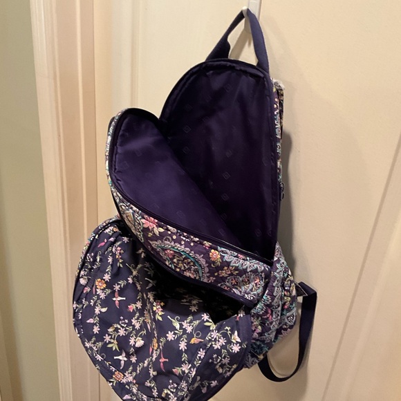 Floral Patterned Backpack - Picture 6 of 8